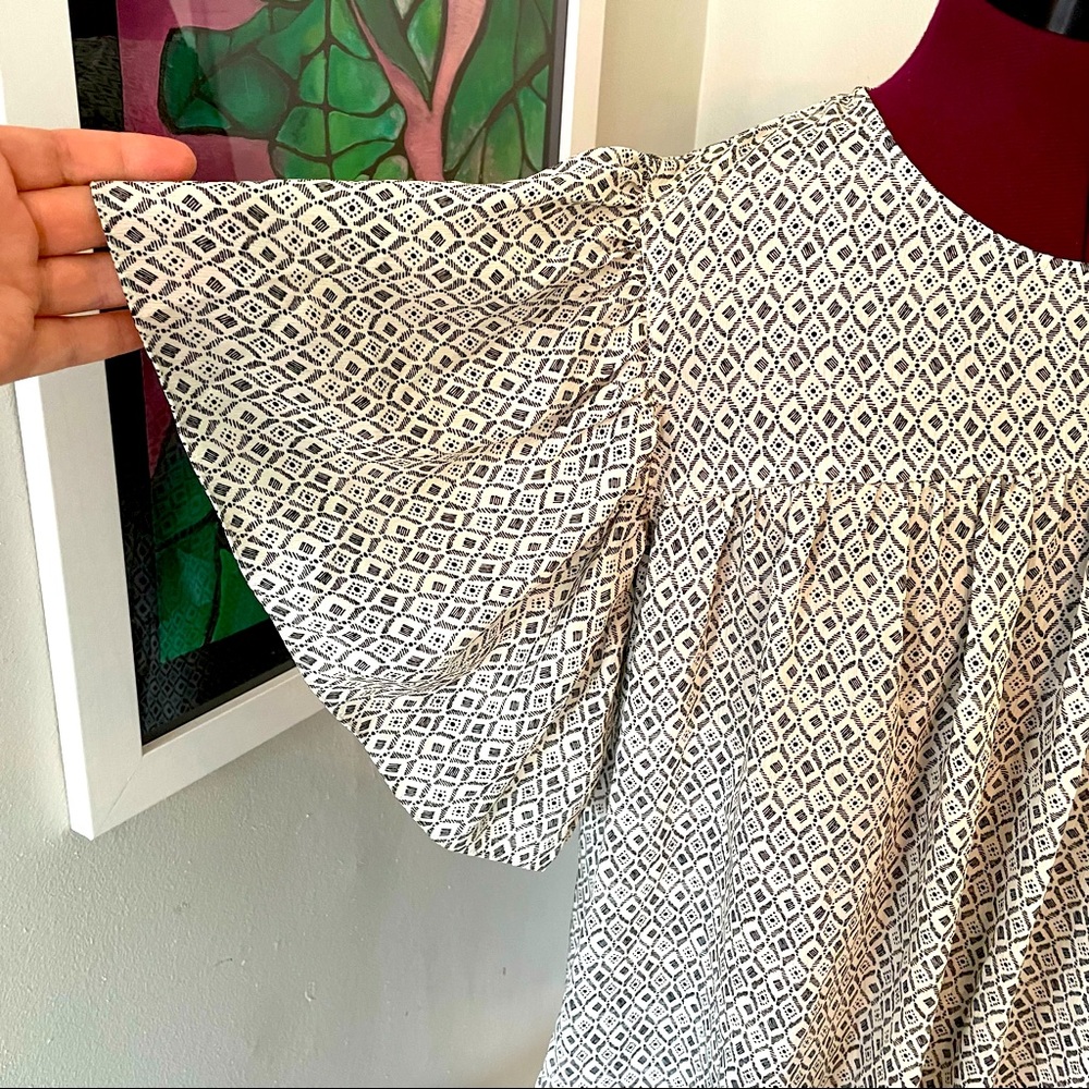 H&M flowy top